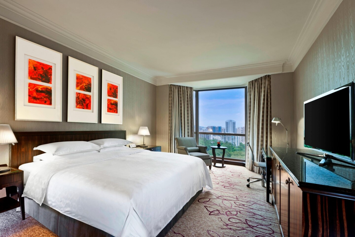 Sheraton Towers Deluxe Room