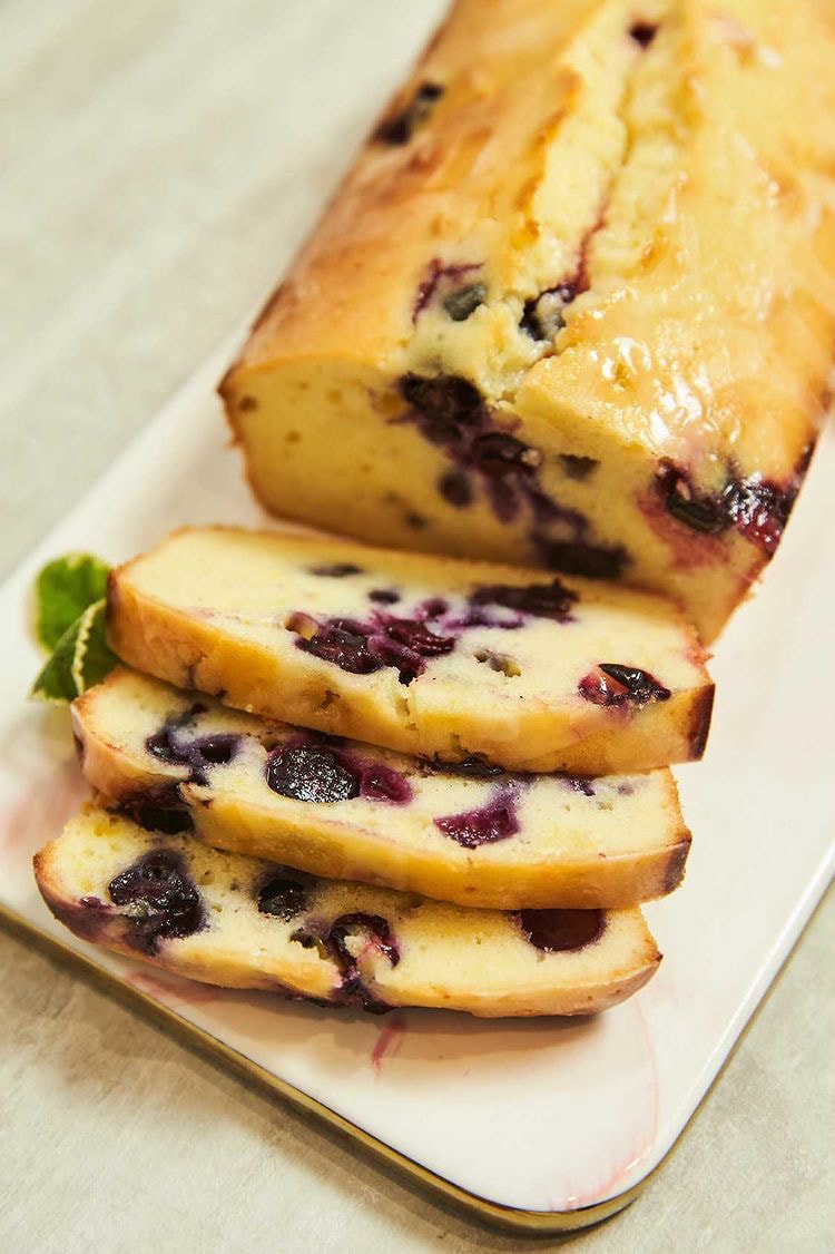 Cafe Bakeaholic blueberry loaf