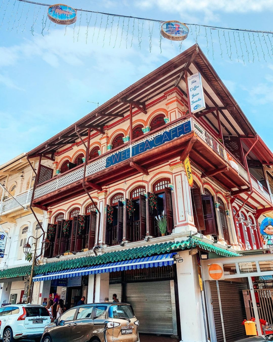 sweetea caffe building chinatown singapore