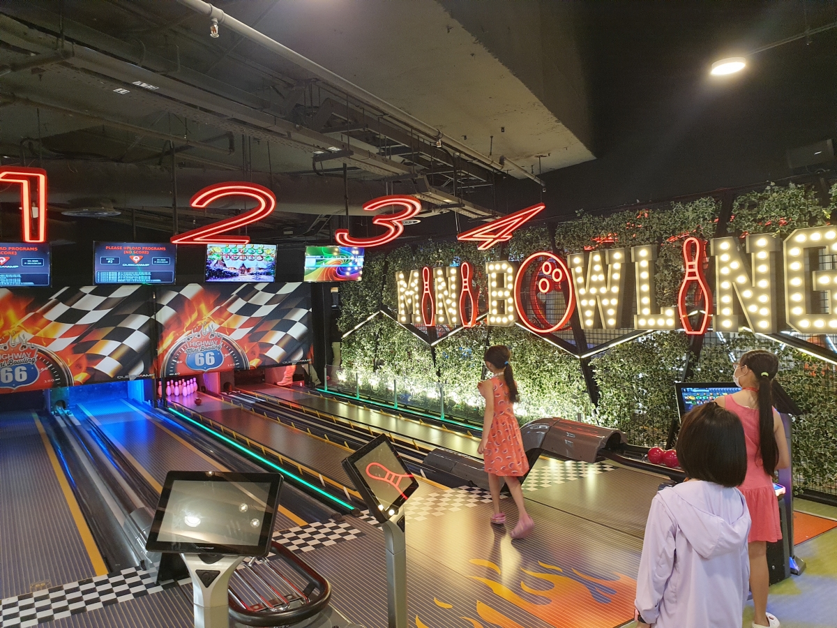 Timezone Singapore Westgate mini bowling