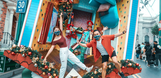 Christmas light-up Singapore 2020 Universal Studios