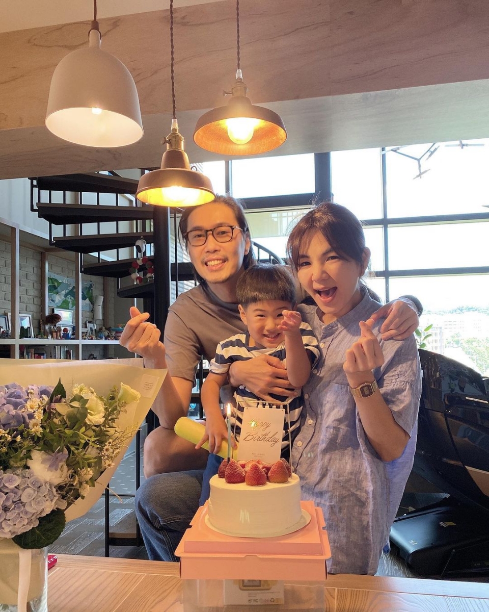 ella chen, alvin lai and their son celebrating his birthday at home