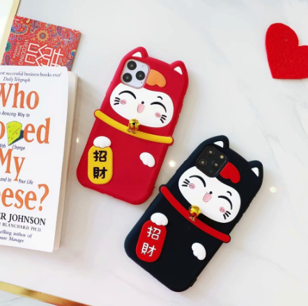 Cartoon lucky cat phone case