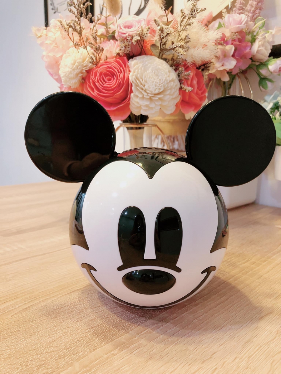 Mickey Mouse head