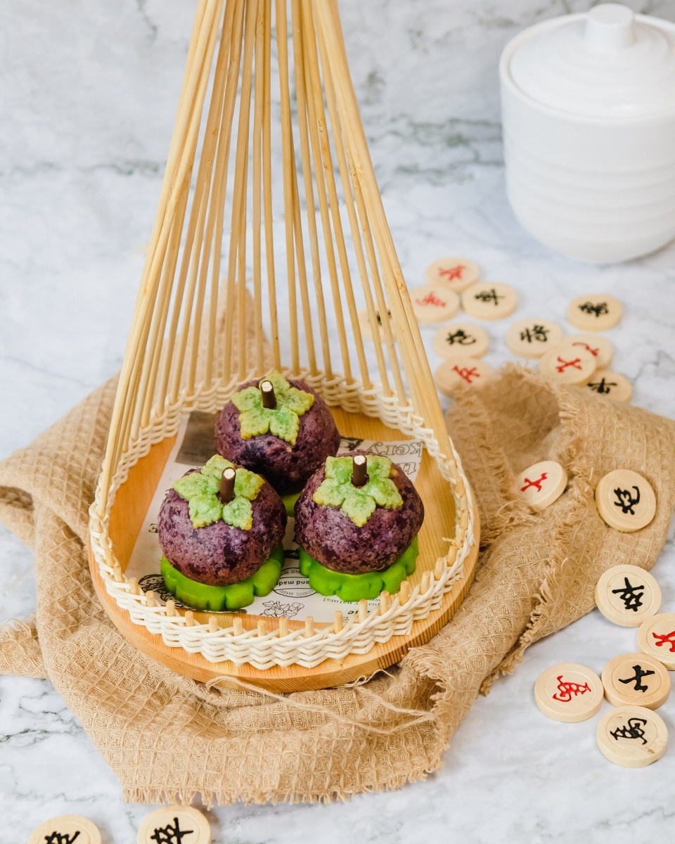 mangosteen glutinous rice balls at Social Place Singapore restaurant