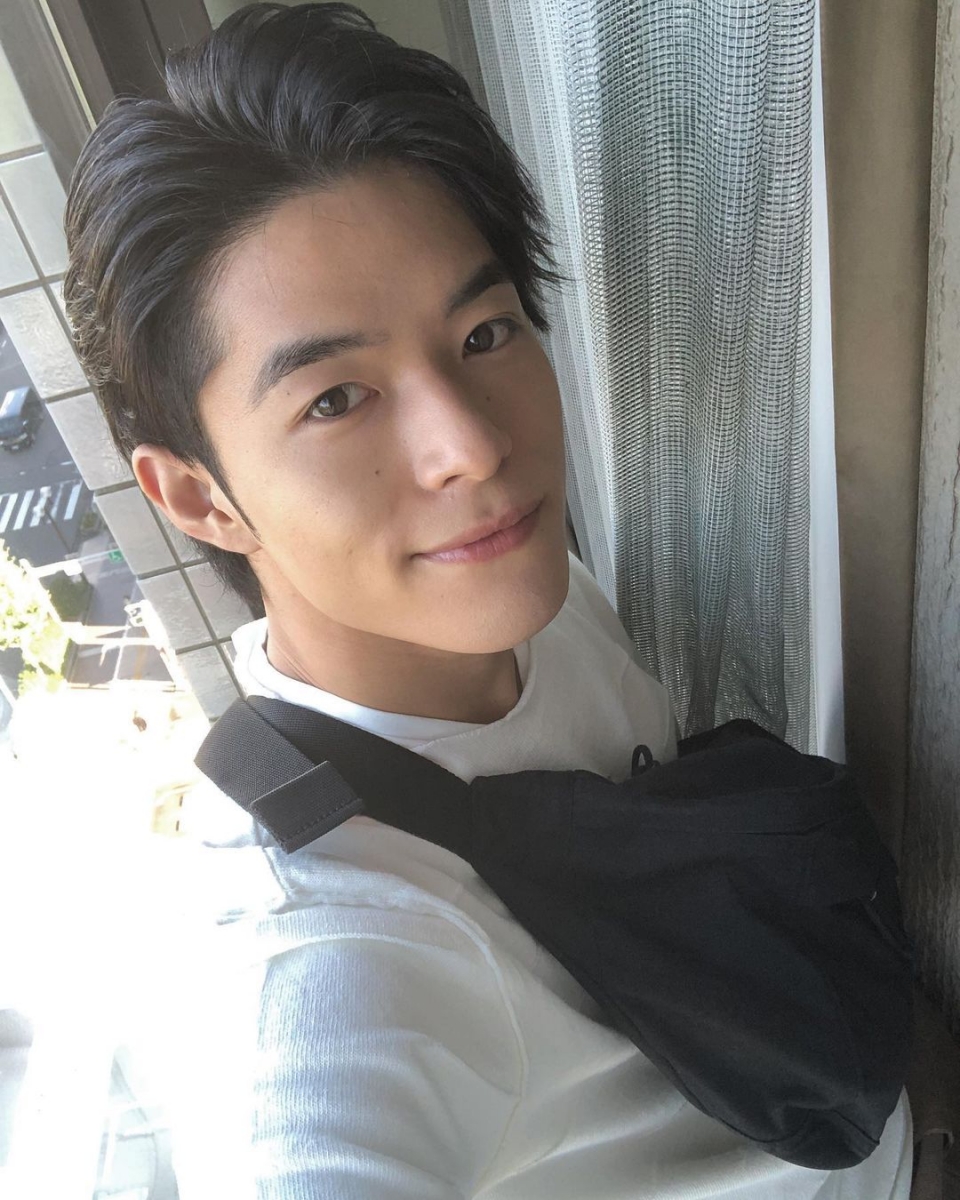 japanese chef ikeda koh wearing white tshirt