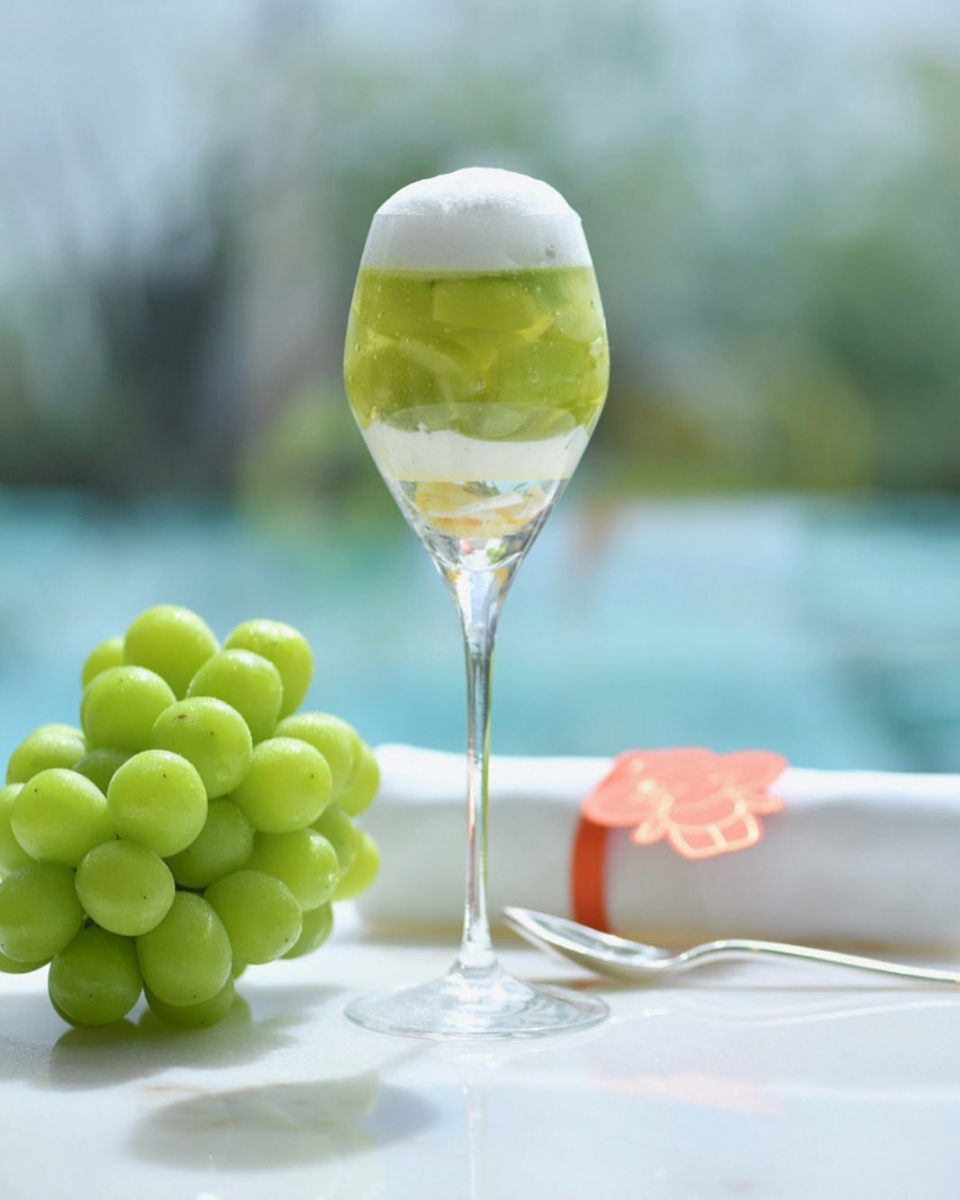 Louis Vuitton muscat grape dessert