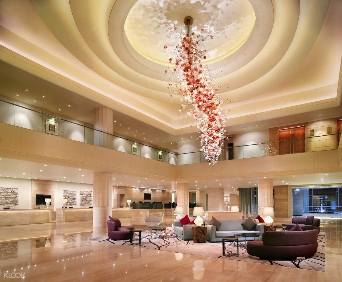 Carlton Hotel lobby