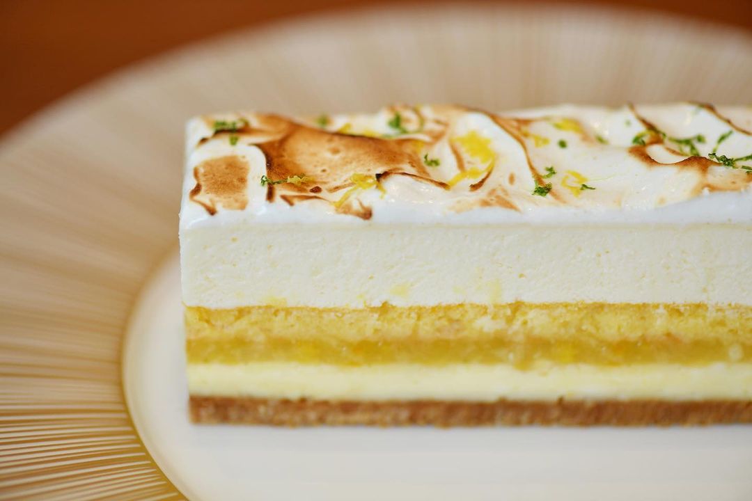 Louis Vuitton tart dessert