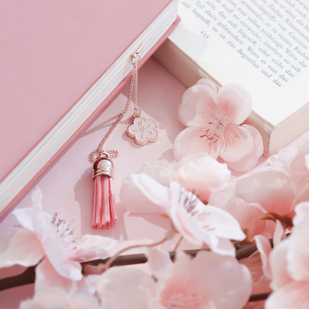 Daiso Korea Dreaming Blossom keychain bookmark
