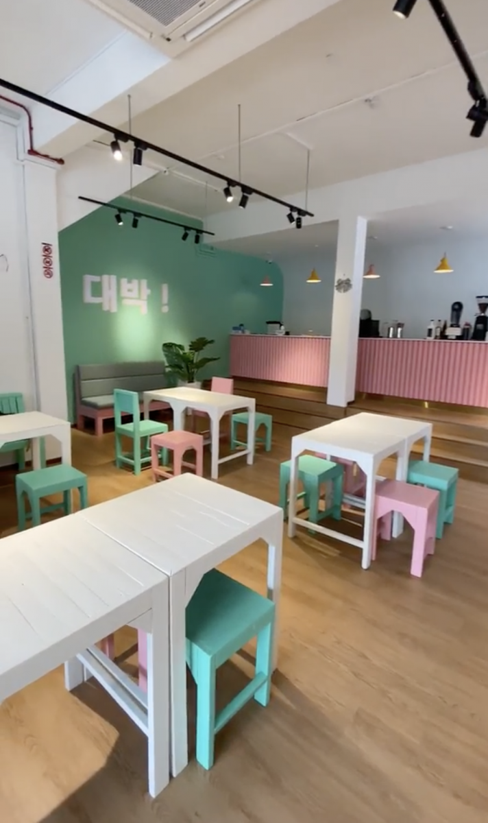 caf clickafood pastel green pink korean cafe