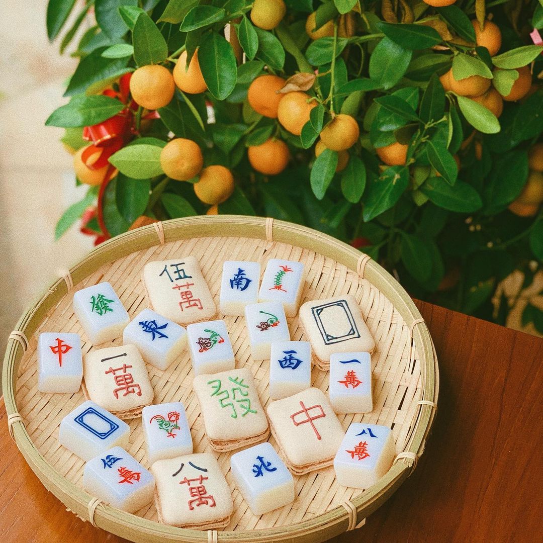 Mahjong macarons Singapore