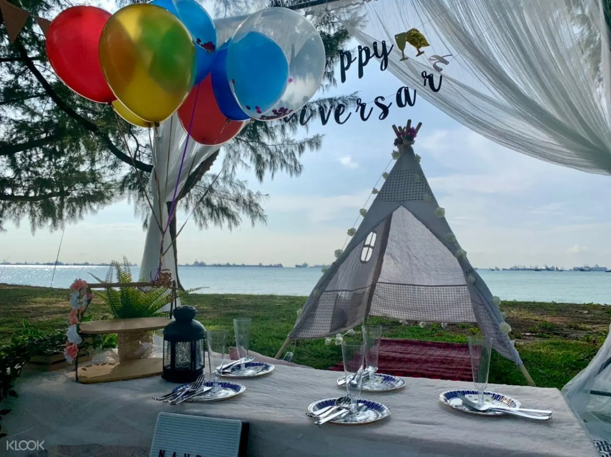 Glam picnic Singapore Klook