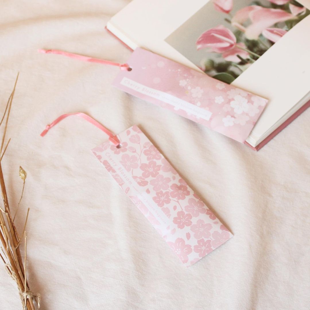 Daiso Korea Dreaming Blossom air fresheners