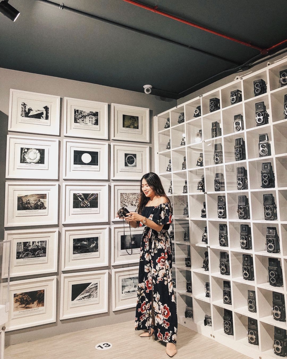 Vintage Camera's Museum cameras on display