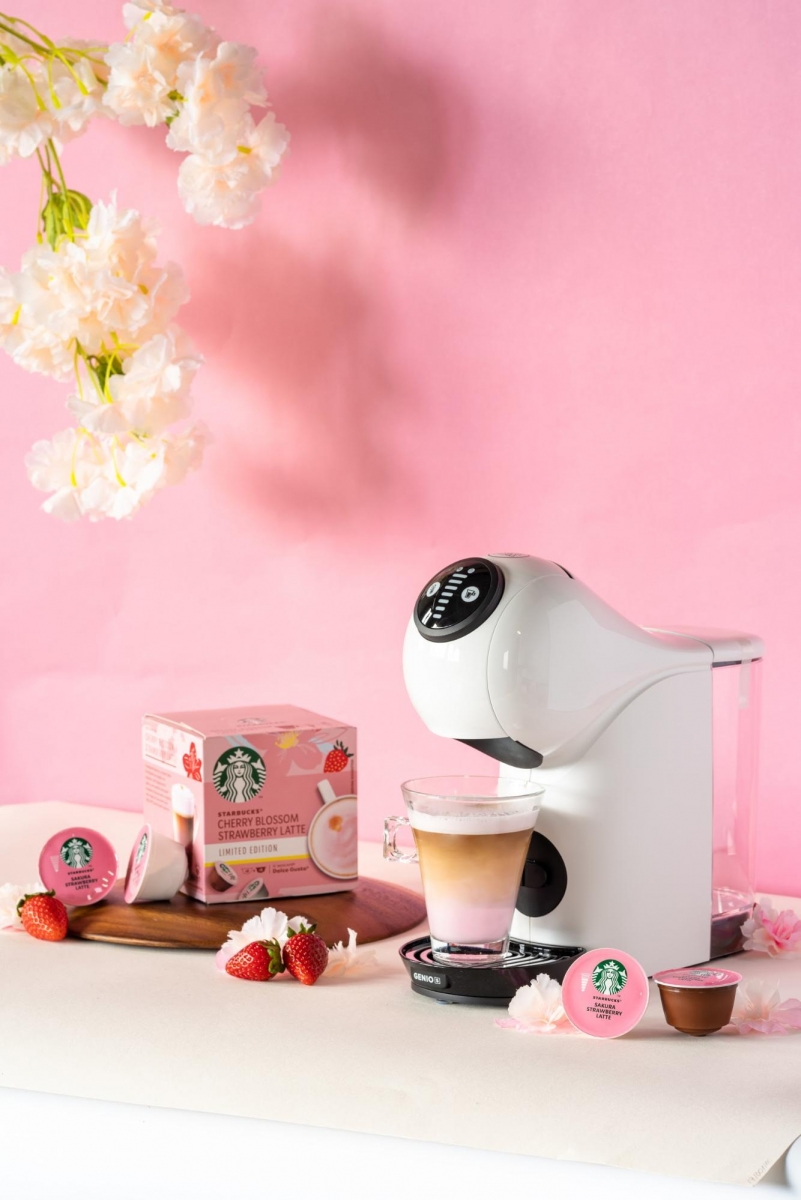Starbucks Cherry Blossom Strawberry Latte Singapore