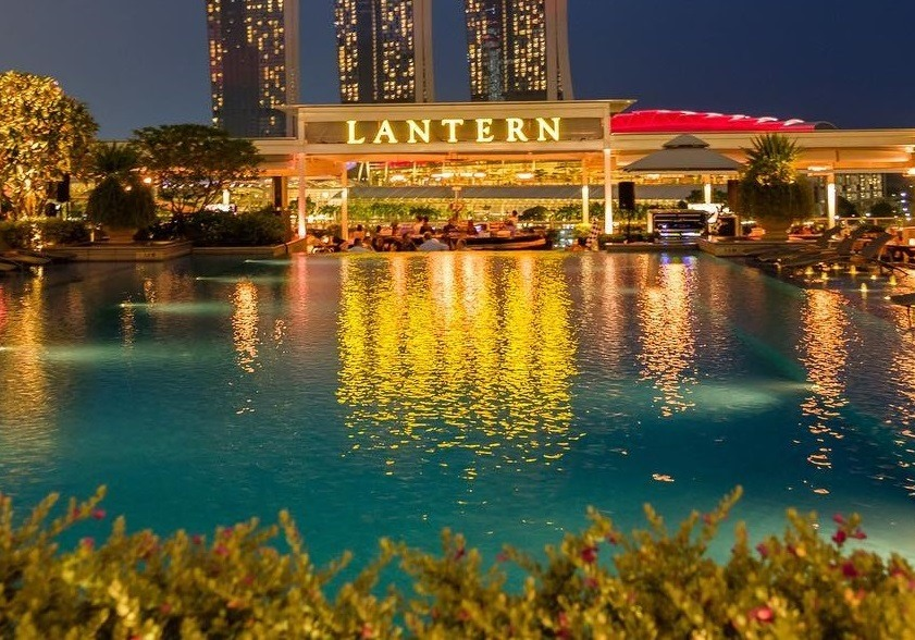 Lantern at The Fullerton Bay Hotel