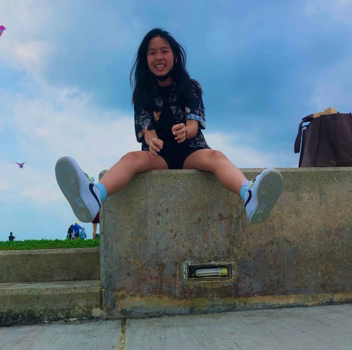 SOFY Hadaomoi reviewer - Talisa, secondary school student