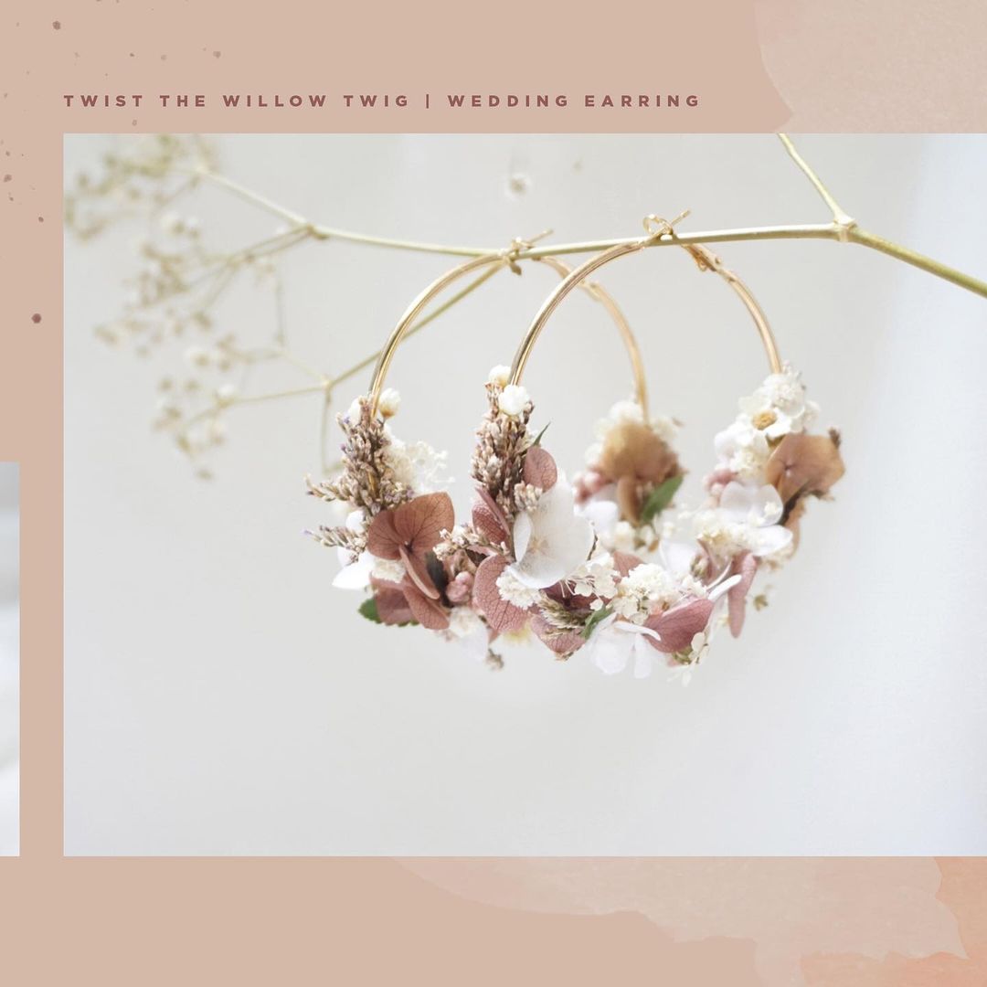 Preserved flower earring Singapore Twist The Willow Twig