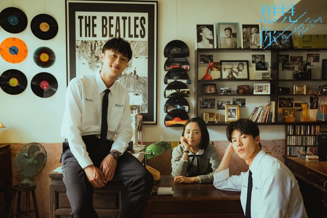 Someday or One Day cast in the CD shop