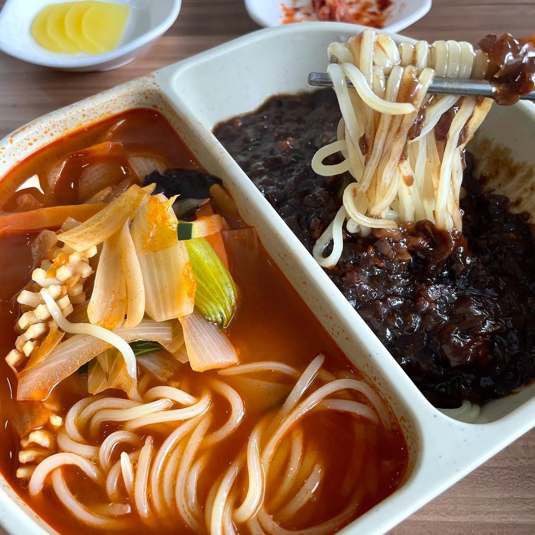 Food at Mukjja