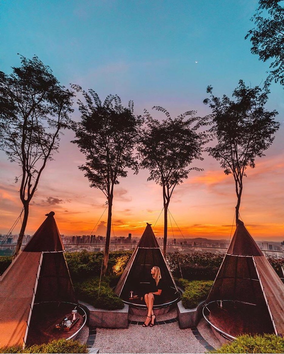 Mr. Stork teepee huts