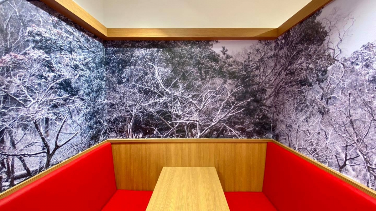 MoMiJi cafe winter room