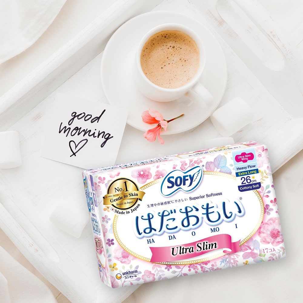 SOFY Hadaomoi Day Slim lifestyle shot