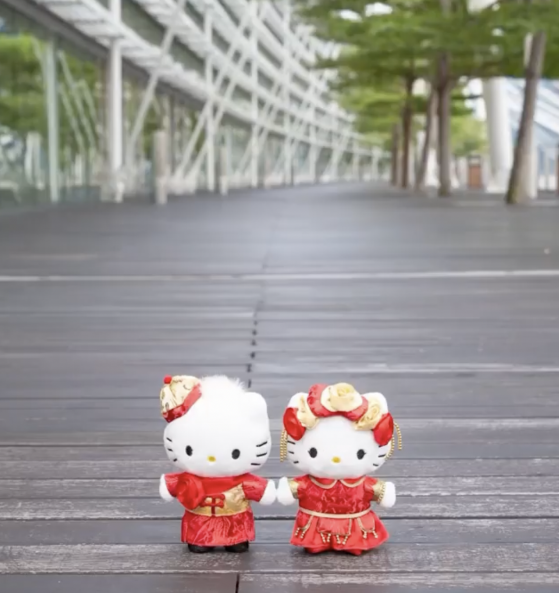 Hello Kitty wedding plushies MBS Singapore