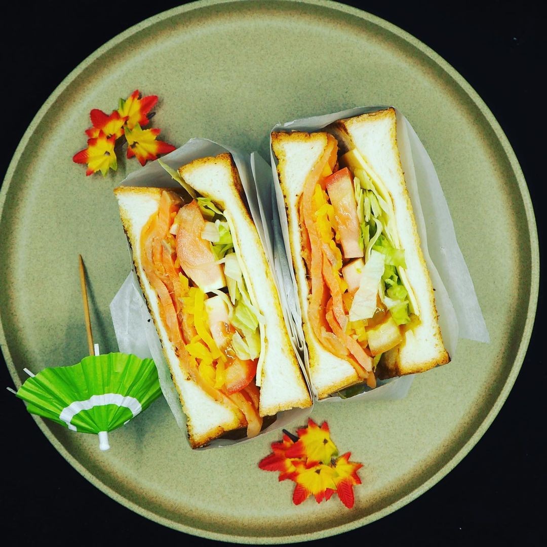 japanese sando sandwich at MoMiJi cafe