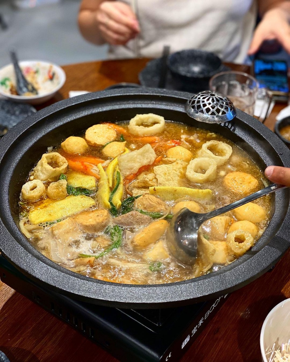 Feima Stone Hotpot with broth
