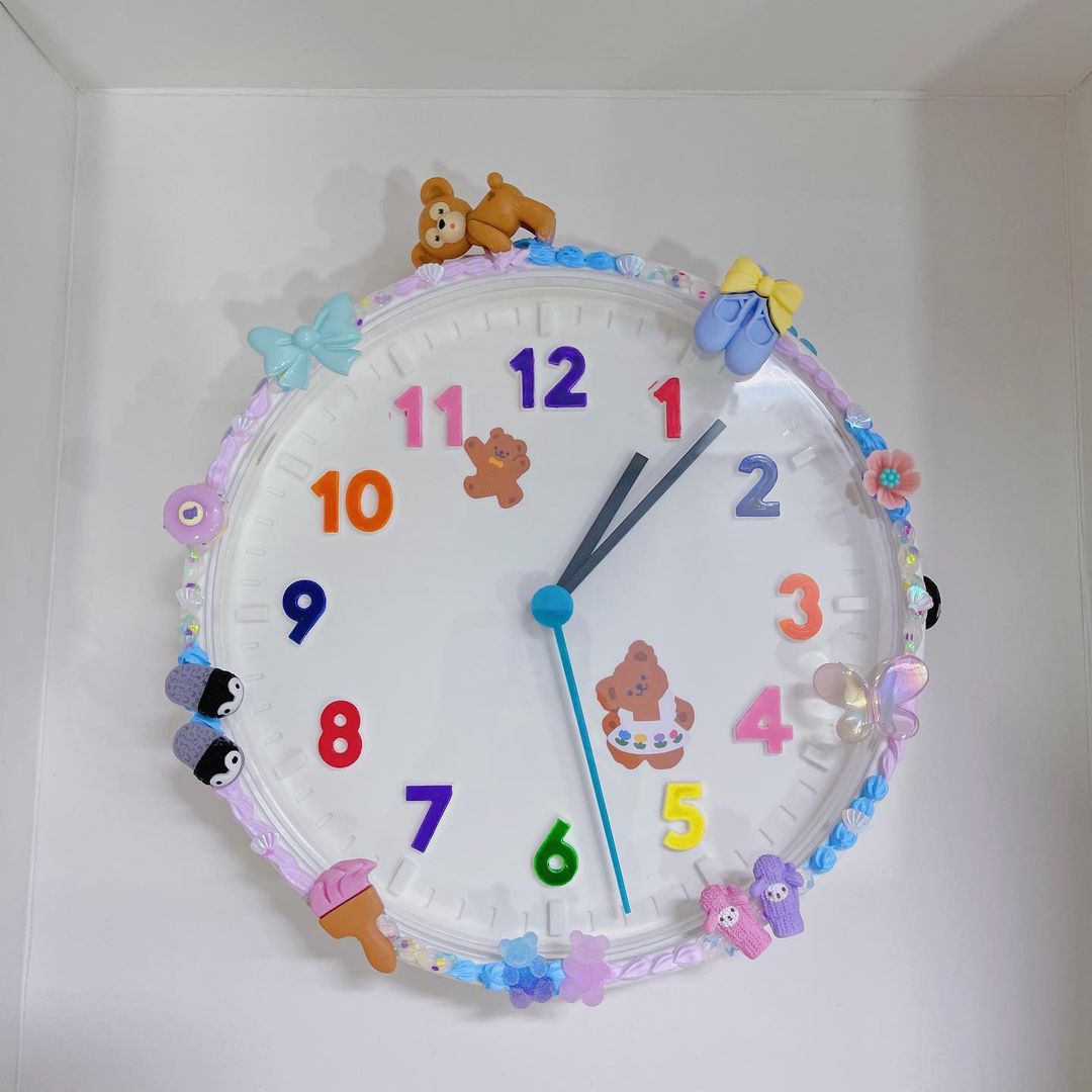 CraftBeast Handmade clock