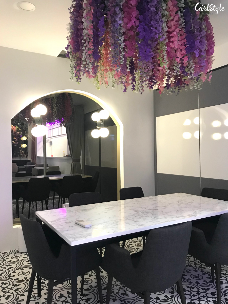 knock knock cafe kallang singapore floral cafe