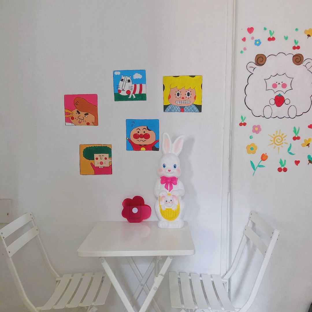CraftBeast Handmade seating area with