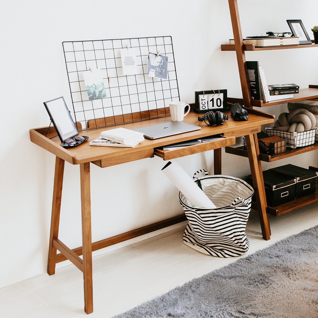 Scanteak VINNA writing table