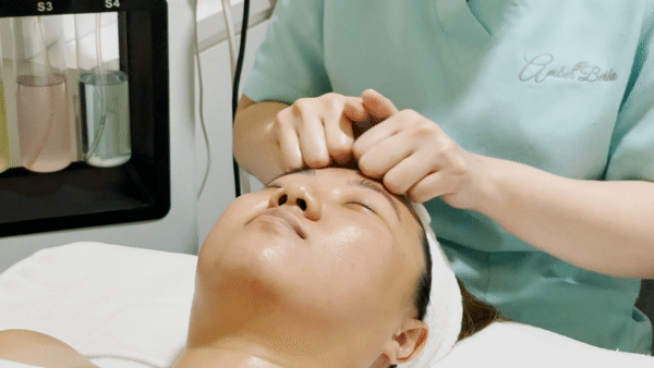 amber belia youth restorative facial first technique