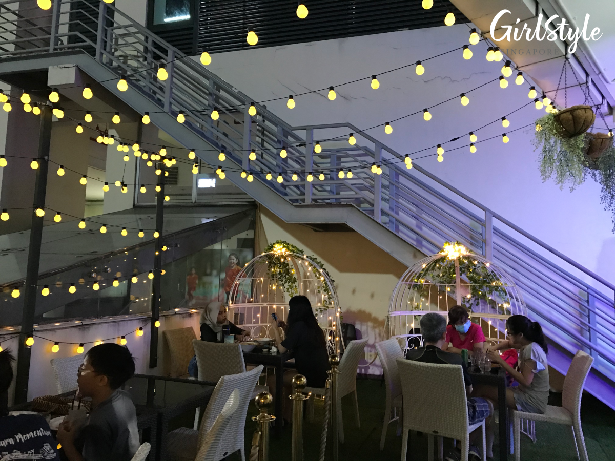 good bites cafe bishan alfresco dining area
