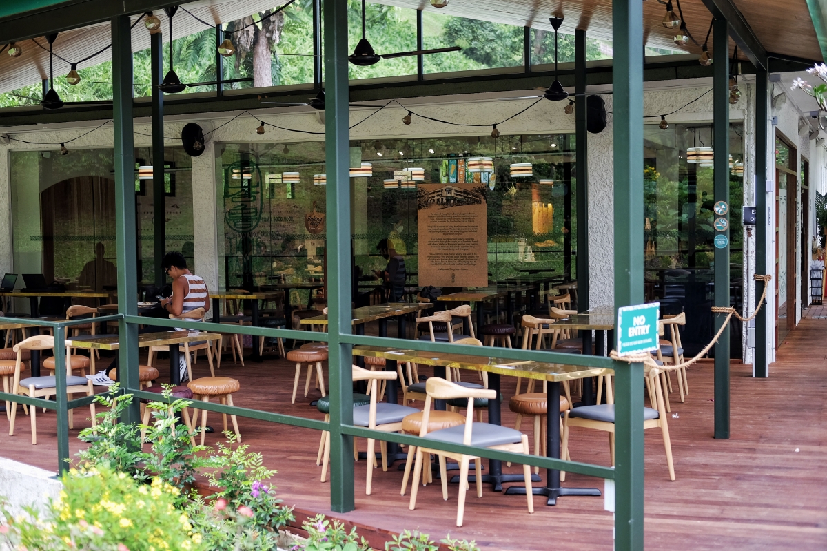 Tiong Bahru Bakery Foothills outdoor patio