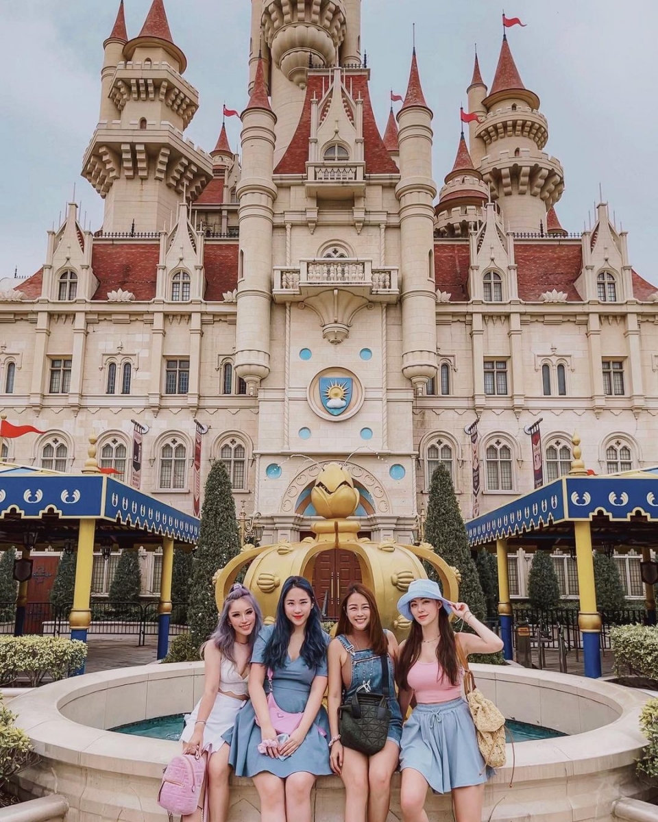 universal studios singapore castle