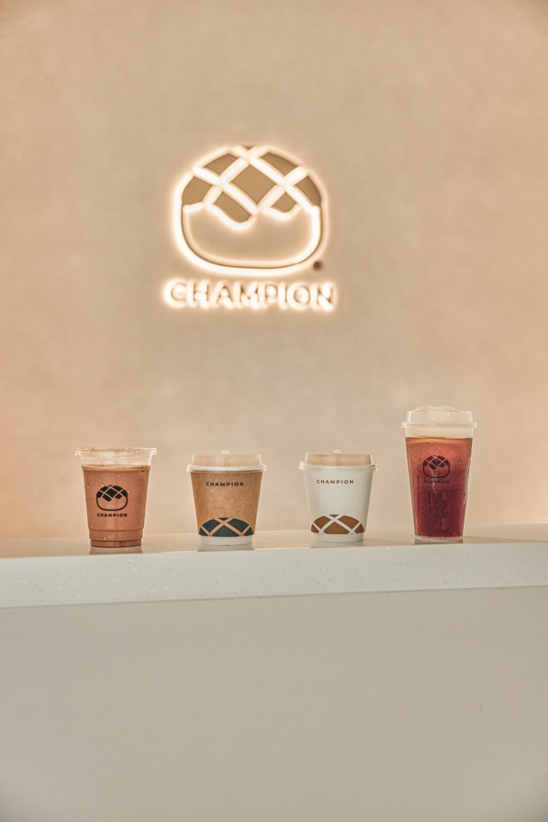 Drinks at Champion Bolo Bun