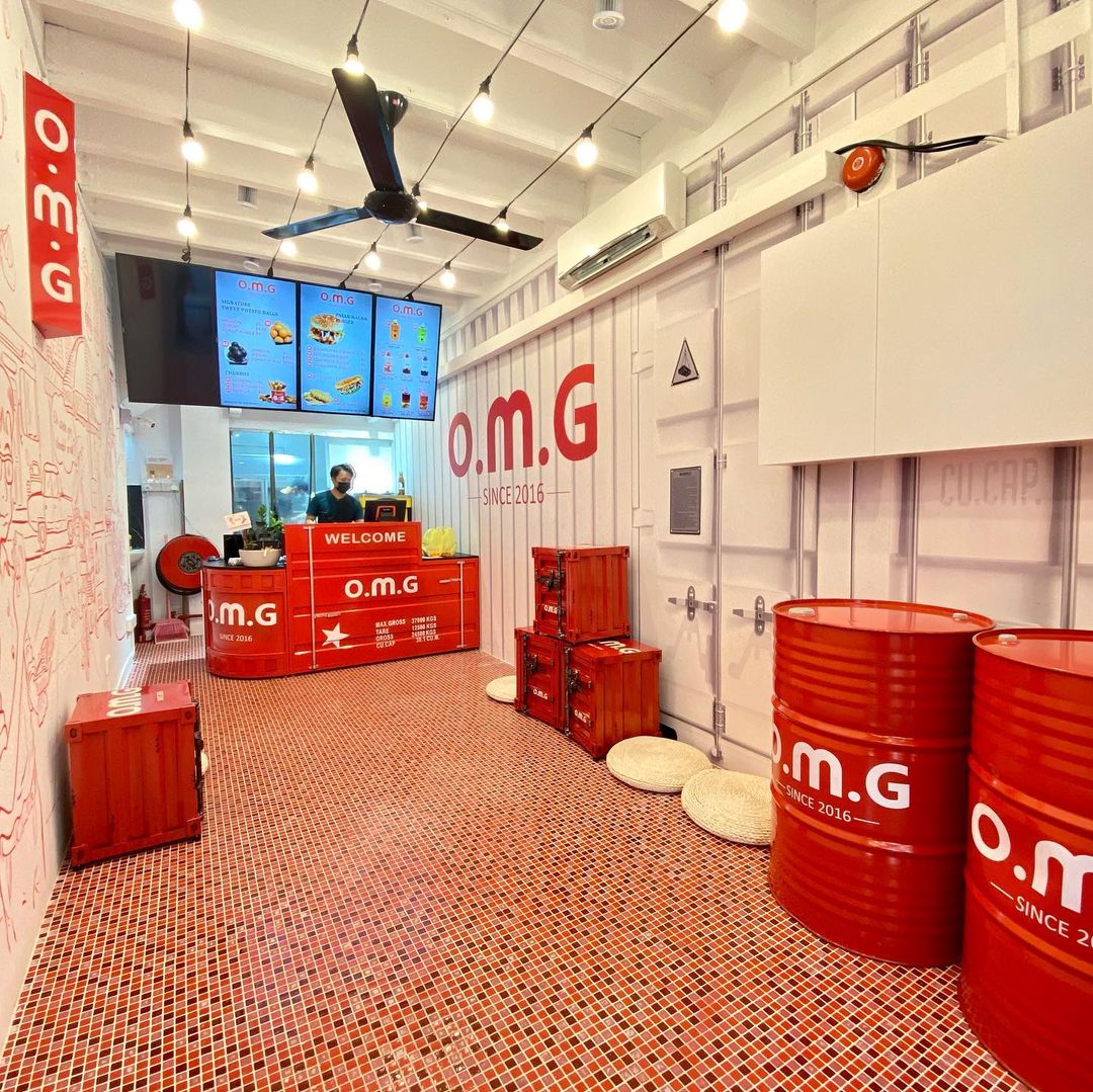 o.m.g stall interior