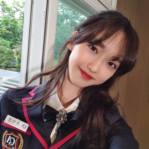 Han Ji Hyun selfie