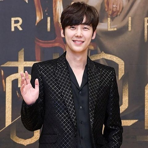 Yoon Jong Hoon at Penthouse press conference