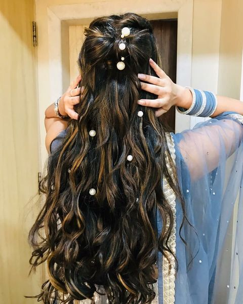 Wedding hairstyle pearls