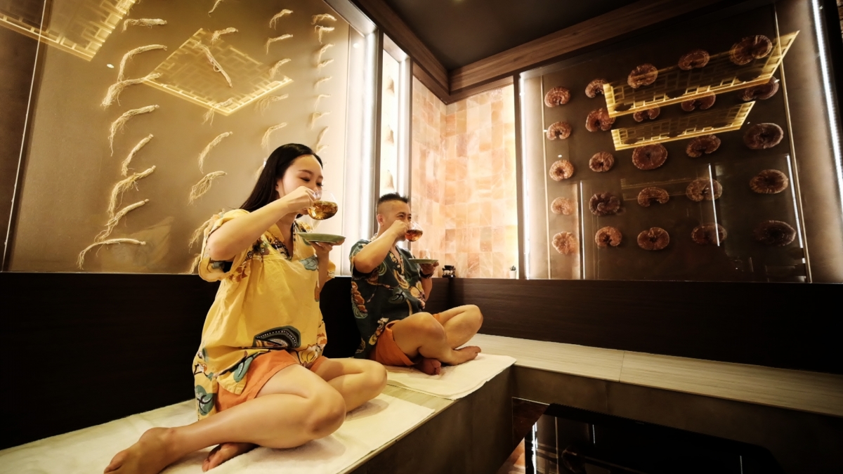 GM Spa lounge area