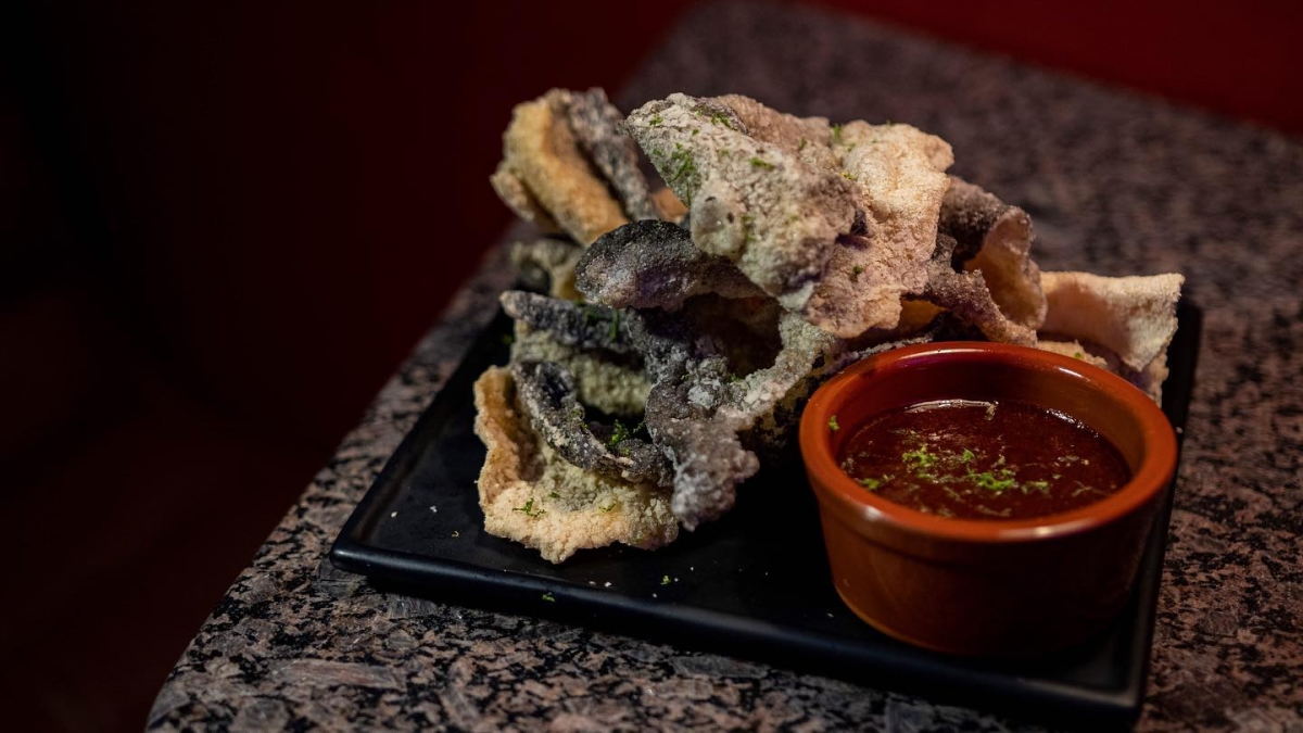 fish skin and peanuts at Junior The Pocket Bar singapore