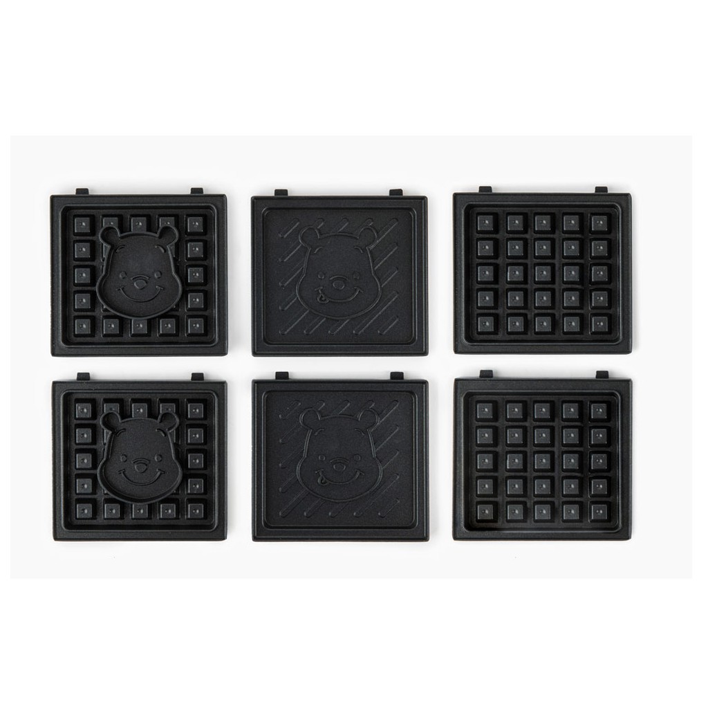 metal plates of winnie the pooh waffle maker