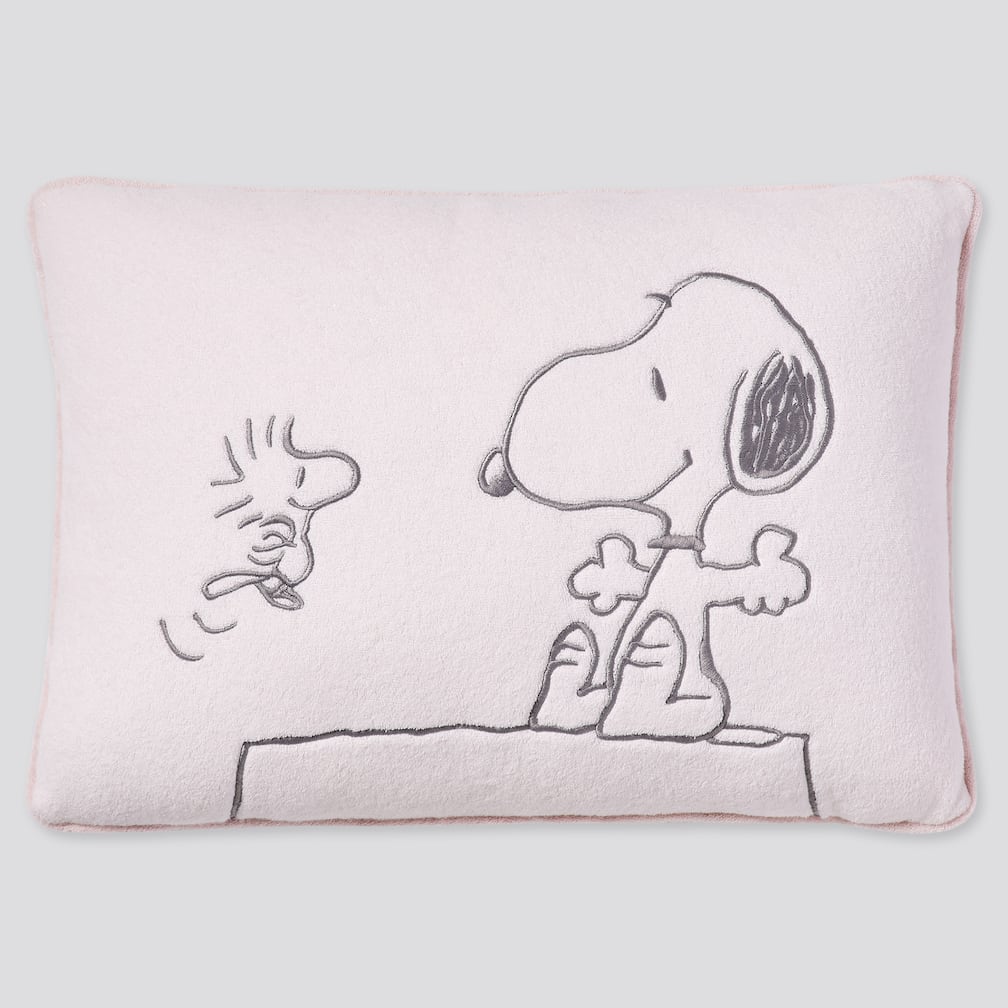 uniqlo singapore peanuts snoopy cushion white rectangle