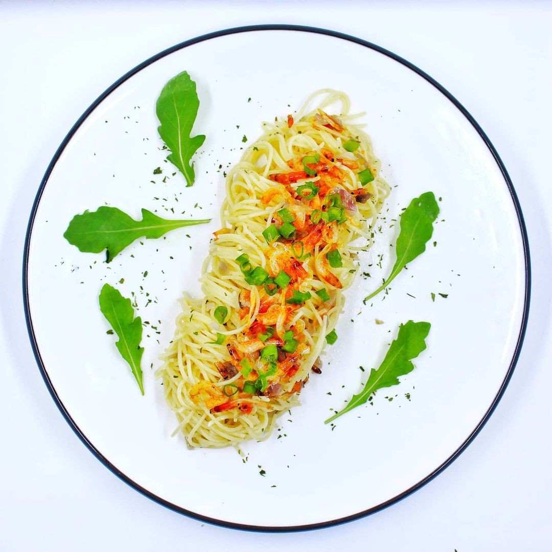 angel hair pasta with shrimp cafe monochrome singapore
