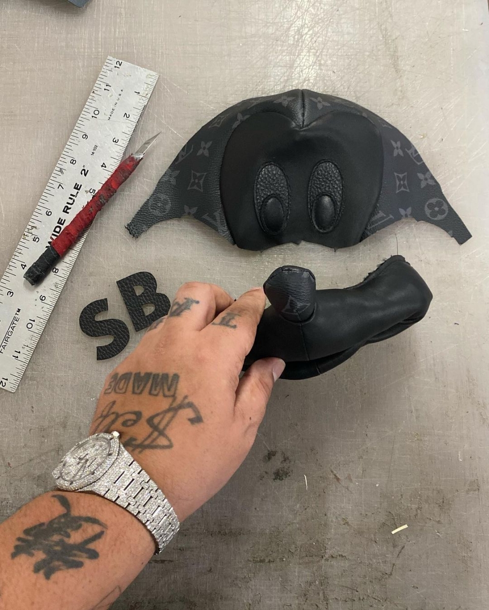 making sheron barber mickey mouse louis vuitton bag